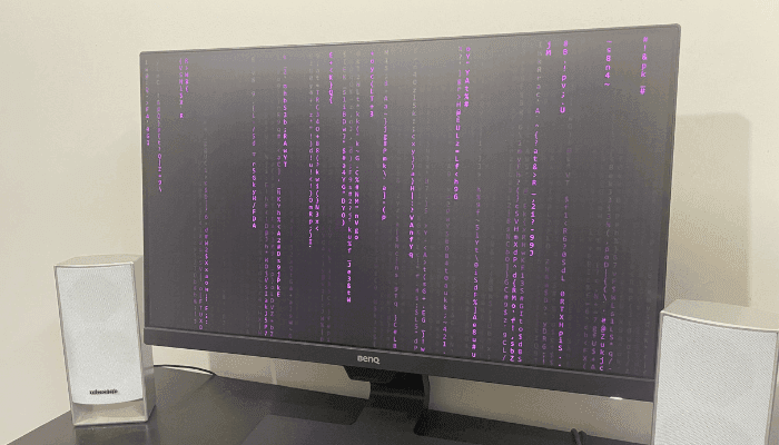 Matrix Rain as a Cyberpunk Screensaver